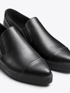 Vince Paeyre black leather capped toe slip on loafers shoes oxfords